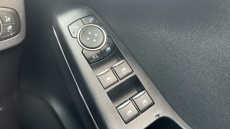 Ford Puma 1.0 EcoBoost Hybrid mHEV ST-Line 5dr Petrol Hatchback